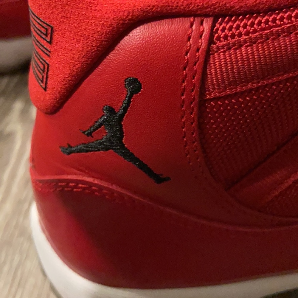 Air Jordan 11 Retro “Win Like 96” Gym Red - Picture 3 of 5